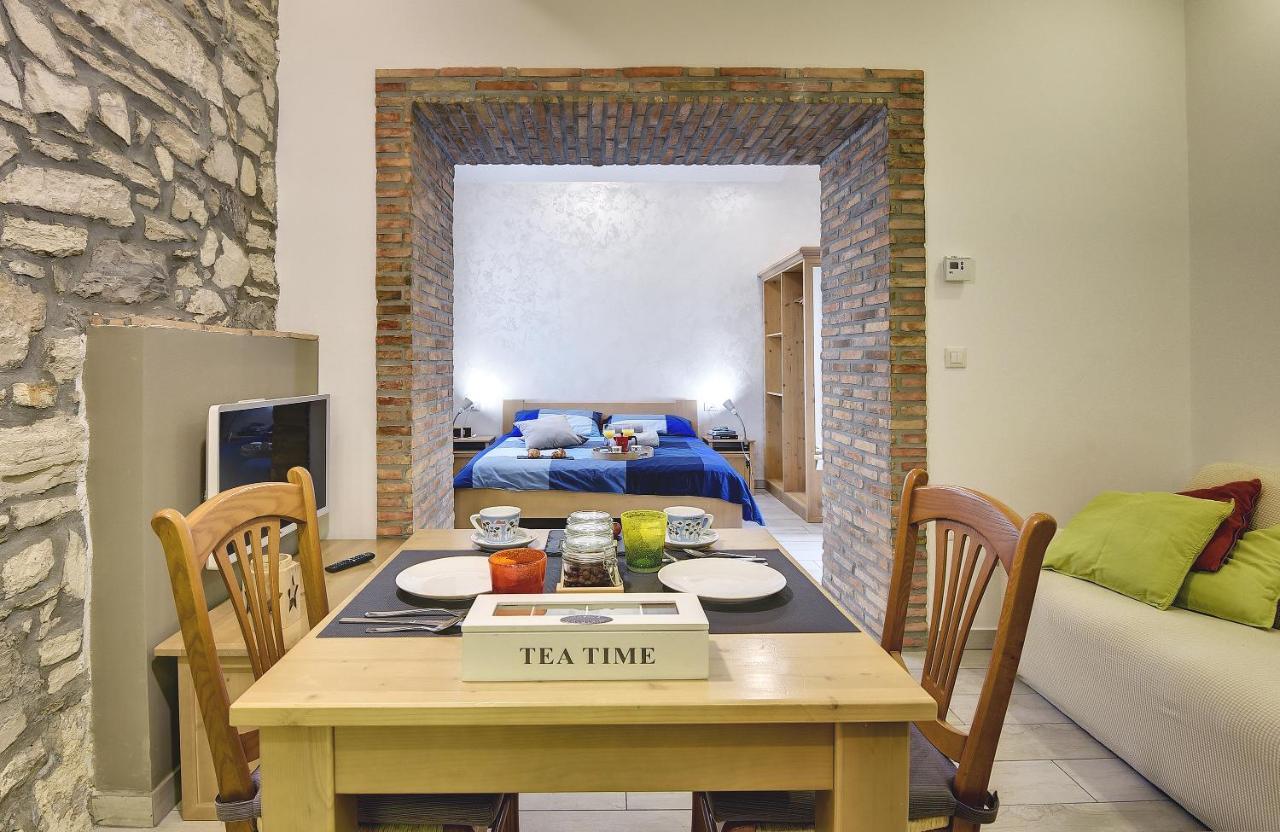 Mimoza Old Town Pula Apartments מראה חיצוני תמונה