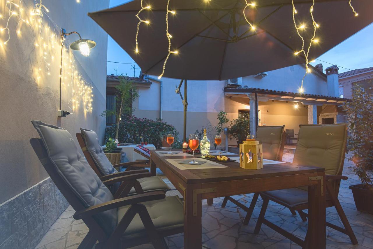 Mimoza Old Town Pula Apartments מראה חיצוני תמונה
